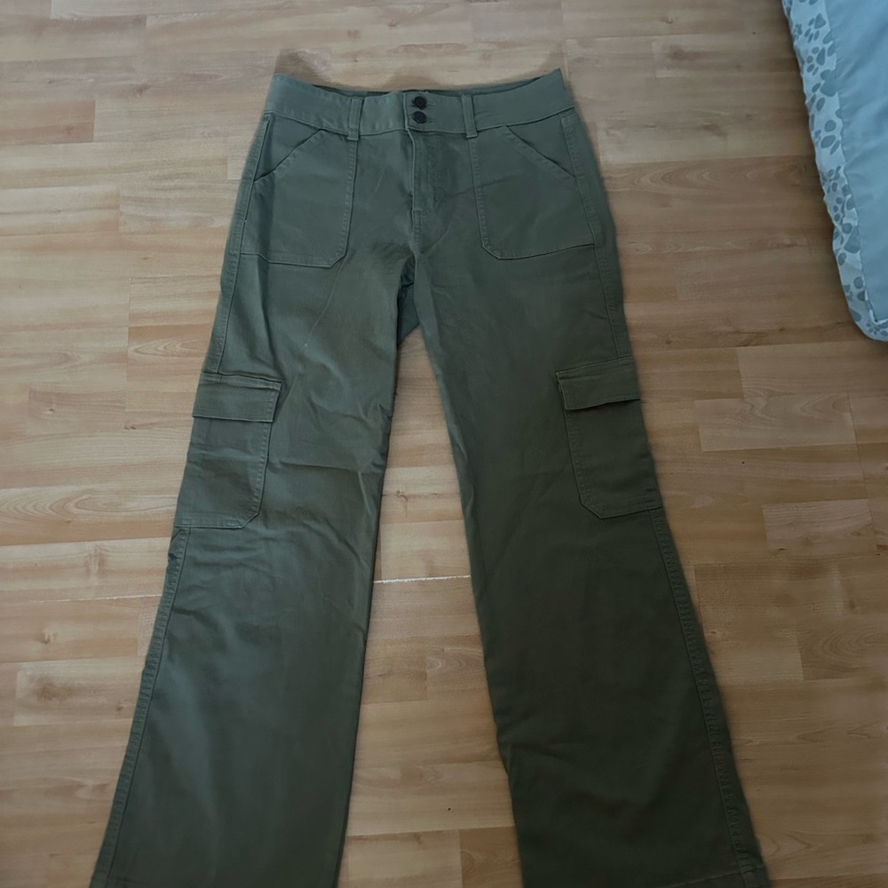 29 waist green sneak peak jeans